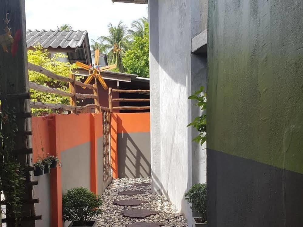 Bigboss Hostel Thongsala Exterior photo