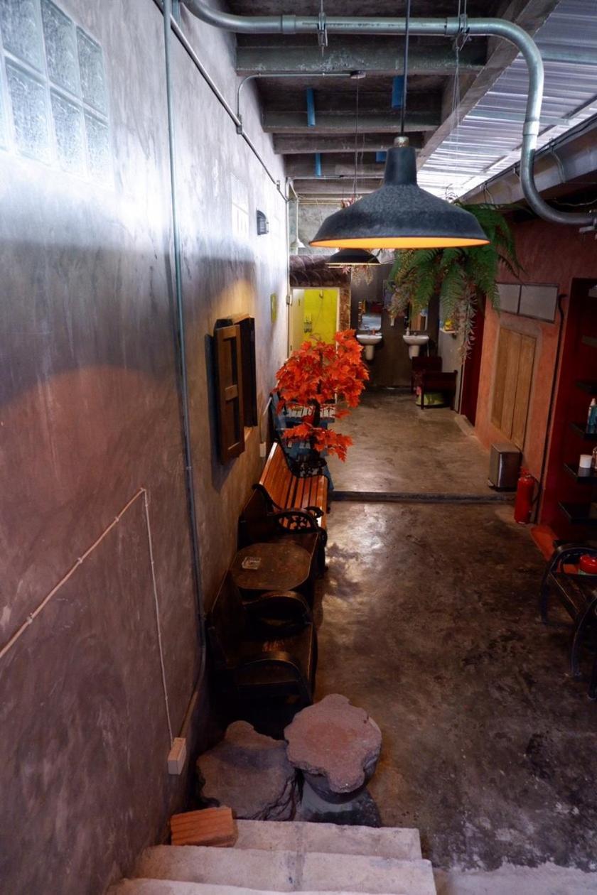 Bigboss Hostel Thongsala Exterior photo